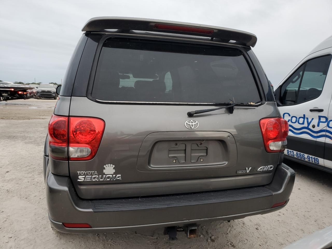 Lot #2945243961 2005 TOYOTA SEQUOIA LI