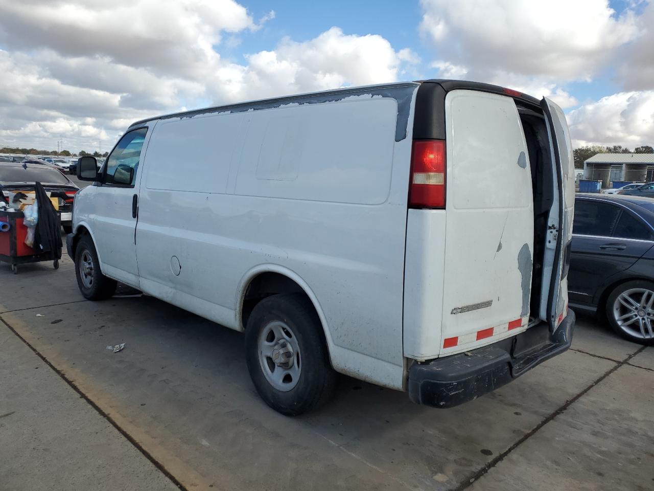 Lot #2974108369 2003 CHEVROLET EXPRESS G1