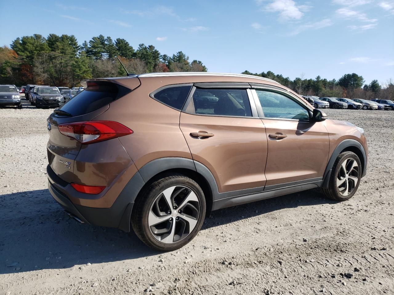 Lot #2996146394 2016 HYUNDAI TUCSON LIM