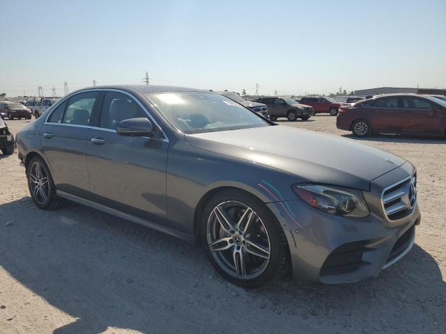 VIN WDDZF4JB8KA605562 2019 Mercedes-Benz E-Class, 300 no.4