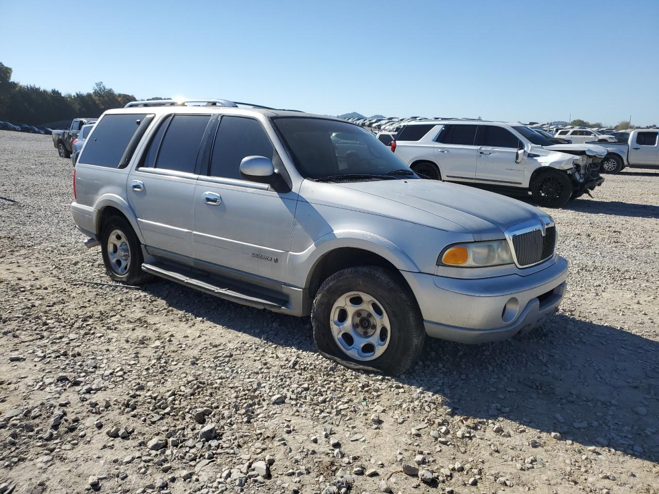 Lot #2962563752 2000 LINCOLN NAVIGATOR