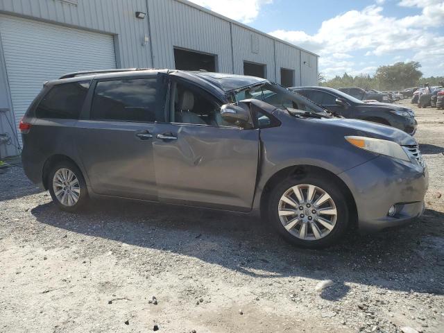 VIN 5TDDK3DC5ES078070 2014 Toyota Sienna, Xle no.4