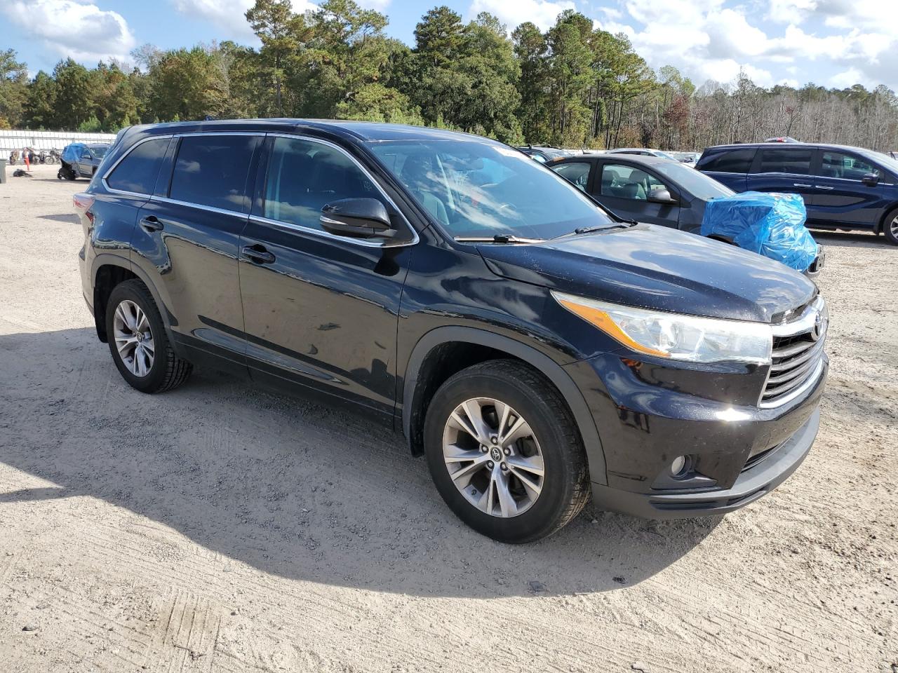 Lot #2972241126 2016 TOYOTA HIGHLANDER