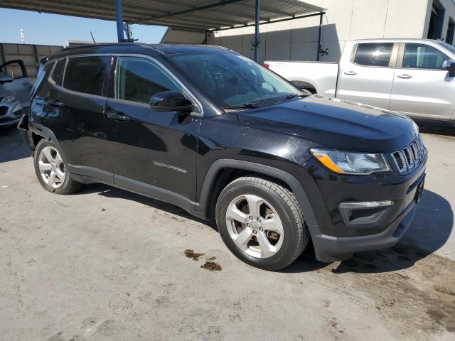 VIN 3C4NJCBB8JT208246 2018 JEEP COMPASS no.4