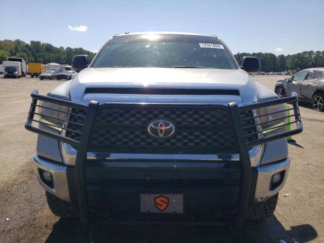 VIN 5TFDW5F15JX678183 2018 TOYOTA TUNDRA no.5