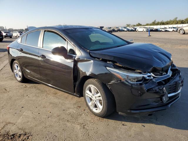 2018 CHEVROLET CRUZE LT - 1G1BE5SM7J7110262