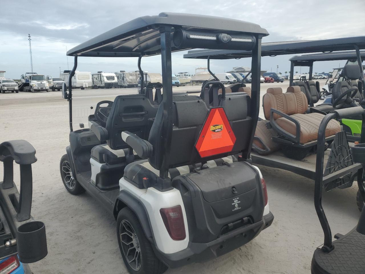 Lot #3037162557 2023 HDKP GOLF CART