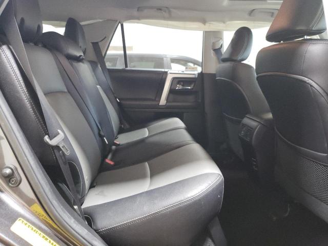2018 TOYOTA 4RUNNER SR - JTEBU5JR3J5562644