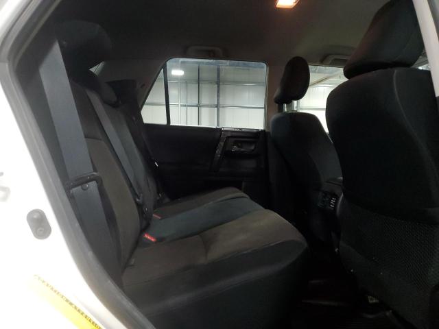 2020 TOYOTA 4RUNNER SR - JTEBU5JR6L5770648