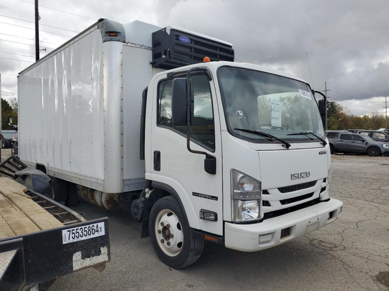 Lot #2918704837 2016 ISUZU NPR HD