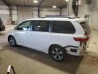 TOYOTA SIENNA LE снимка