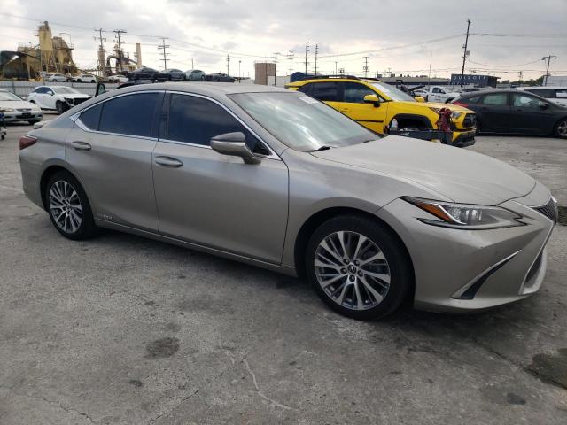 VIN 58ADA1C12MU008743 2021 LEXUS ES300 no.4