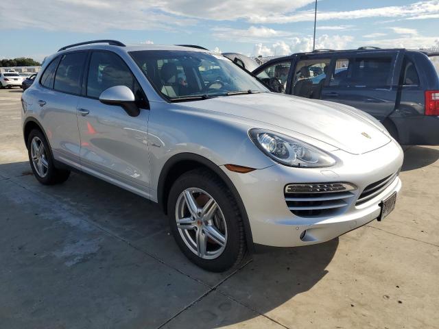 VIN WP1AF2A27DLA35734 2013 PORSCHE CAYENNE no.4