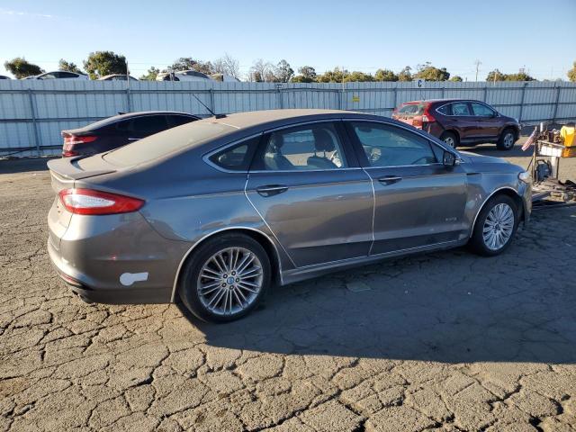 VIN 3FA6P0SU9ER357440 2014 Ford Fusion, Titanium Phev no.3