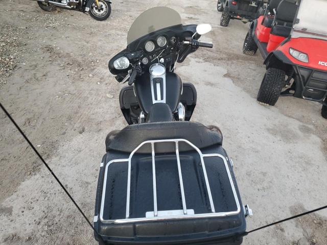 2010 HARLEY-DAVIDSON FLHTK - 1HD1KEM10AB674877