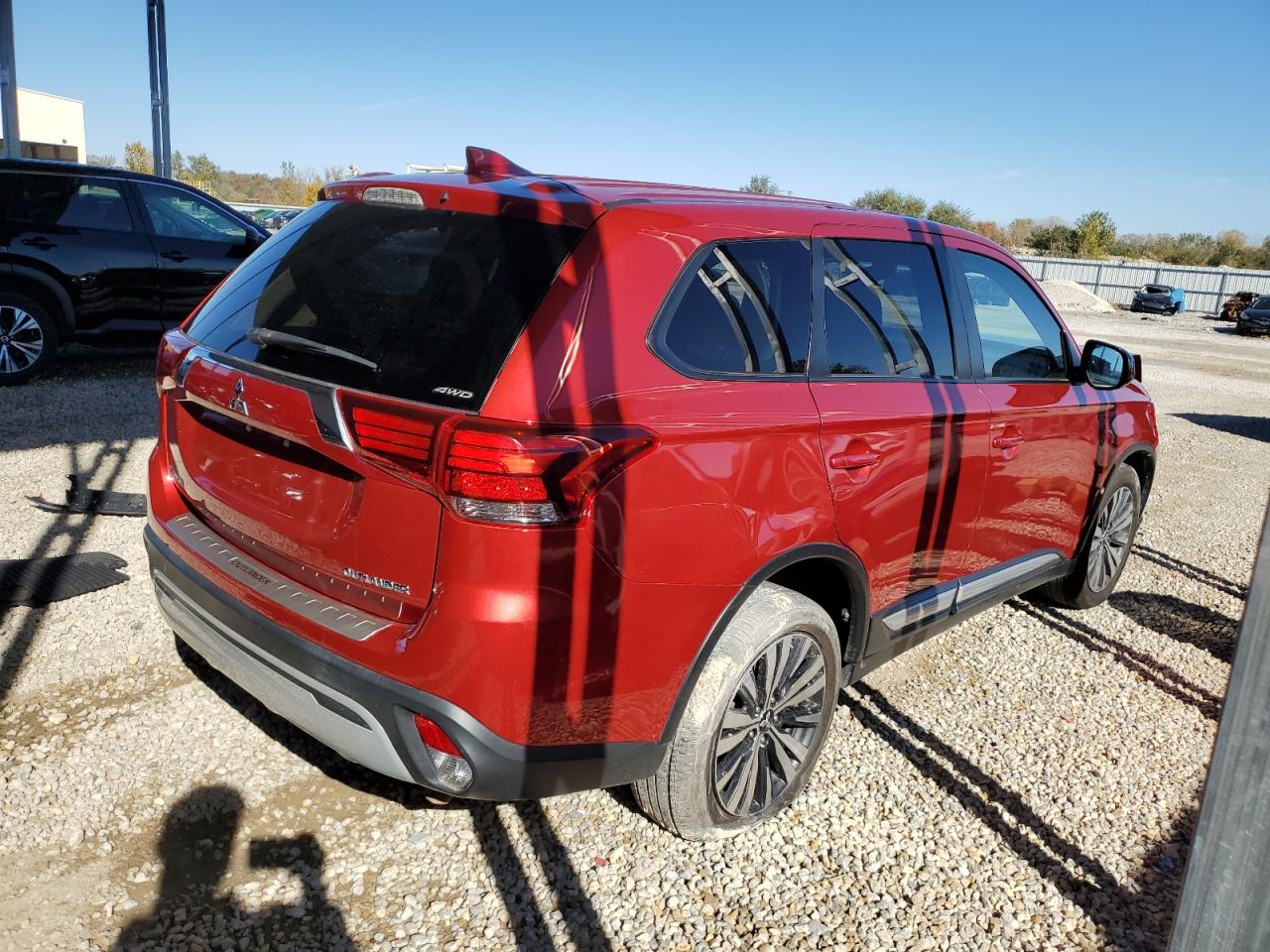 Lot #2959453391 2019 MITSUBISHI OUTLANDER