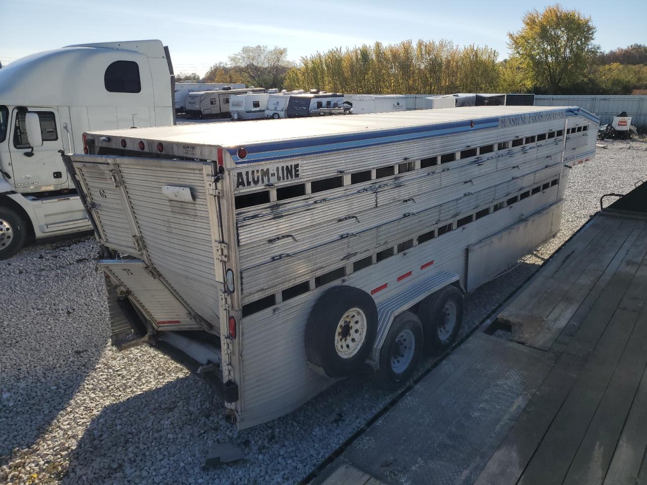 Lot #2955403750 1995 ALUM TRAILER