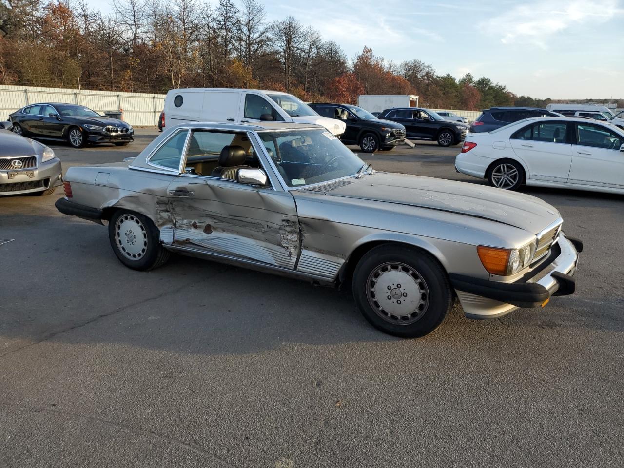 Lot #2955031859 1987 MERCEDES-BENZ 560 SL