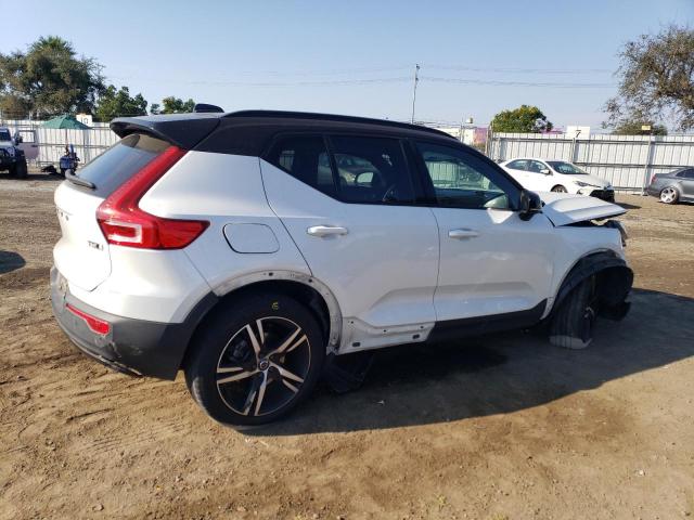 VIN YV4162UM2N2712319 2022 Volvo XC40, T5 R-Design no.3