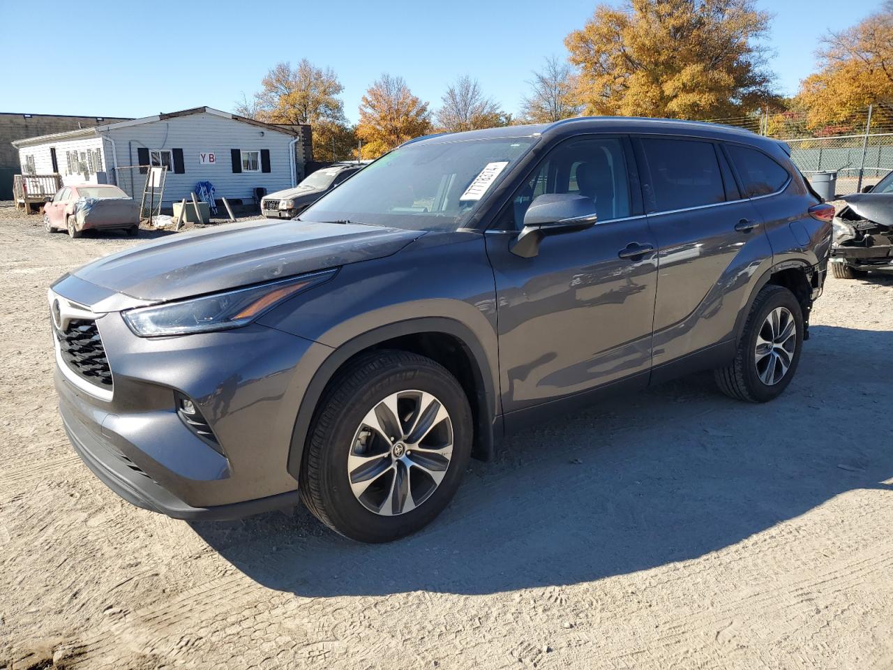 Lot #2977079126 2021 TOYOTA HIGHLANDER