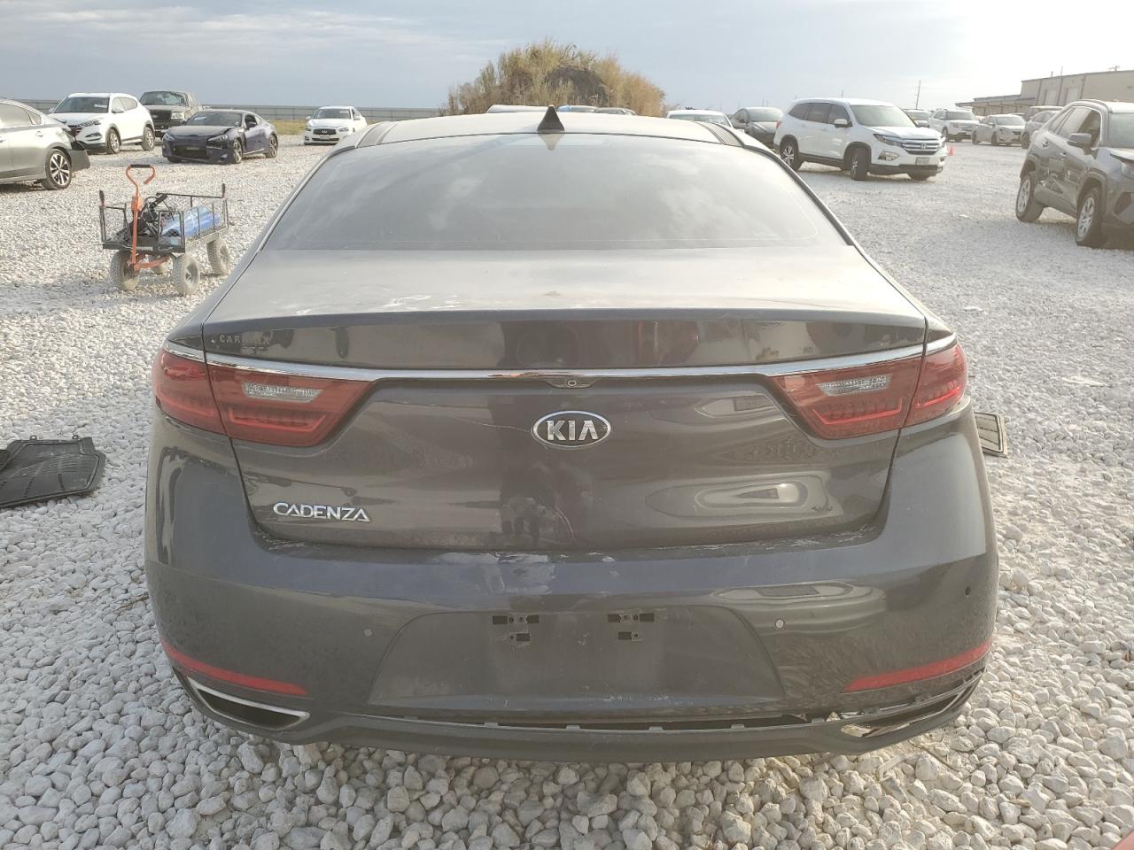 Lot #3031884236 2017 KIA CADENZA PR