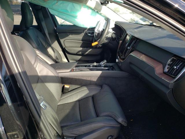 2023 VOLVO XC60 ULTIM YV4H60DA7P1331129
