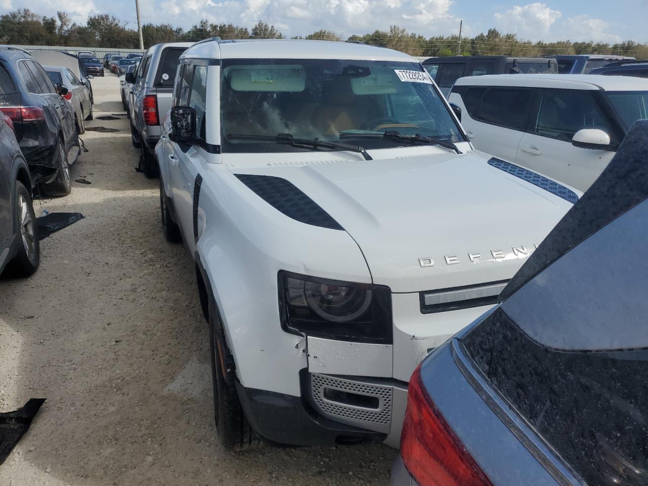 Lot #3041723790 2024 LAND ROVER DEFENDER 1