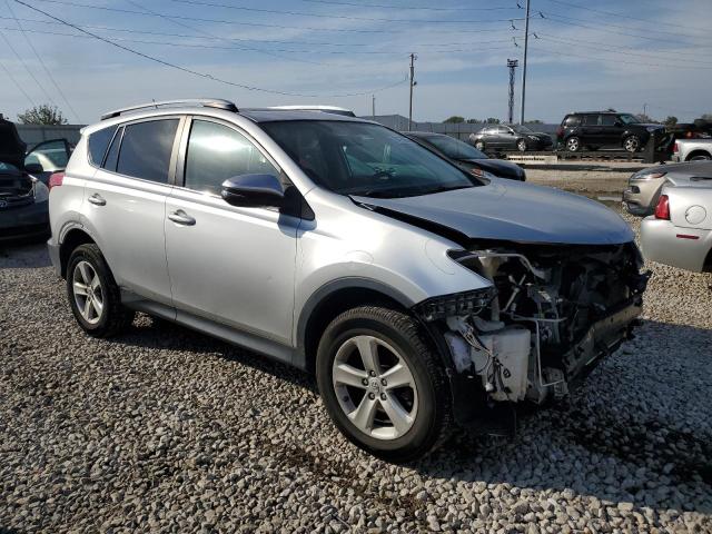 VIN 2T3RFREV0EW159747 2014 Toyota RAV4, Xle no.4