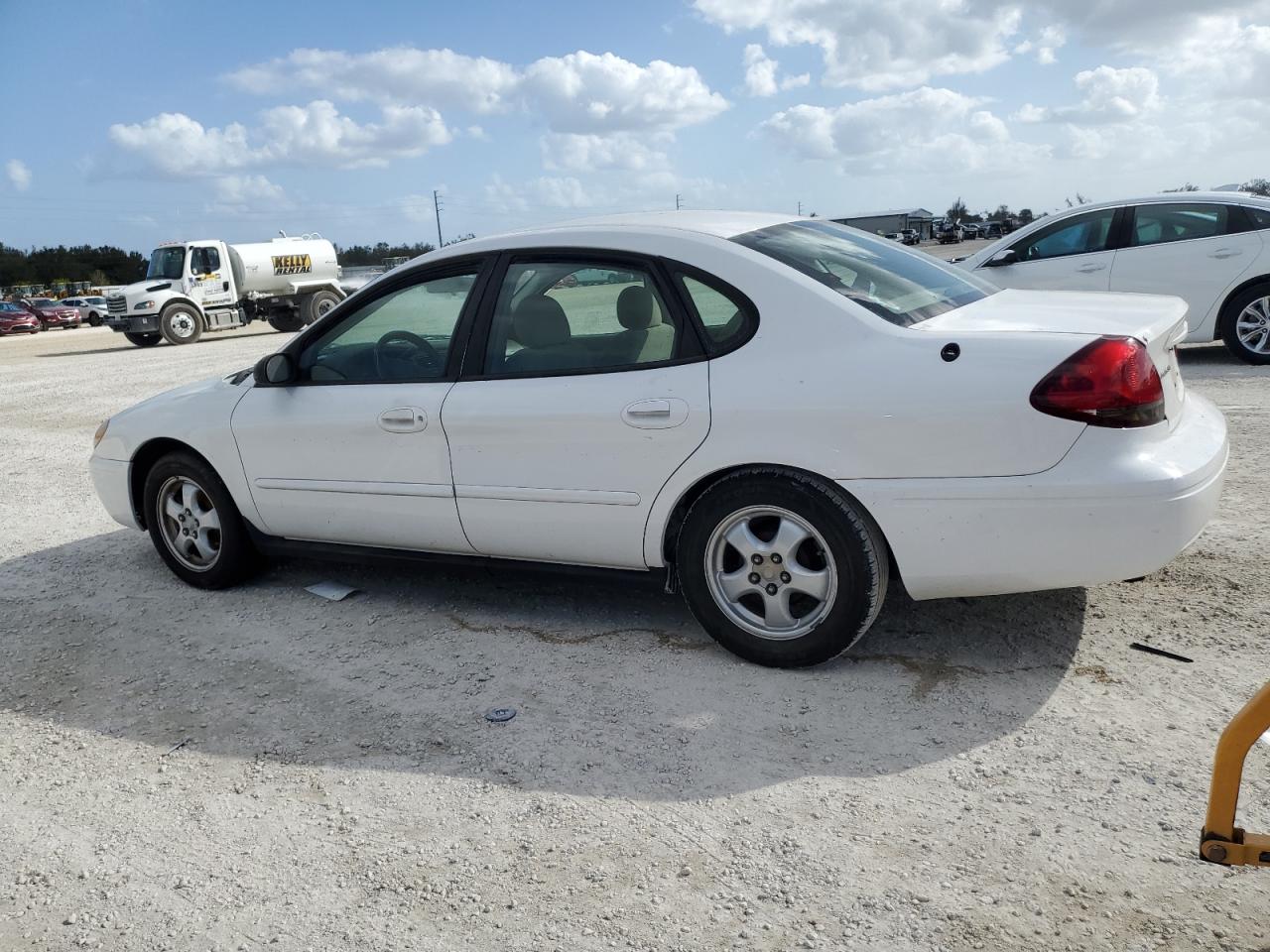 Lot #2946243283 2006 FORD TAURUS SE