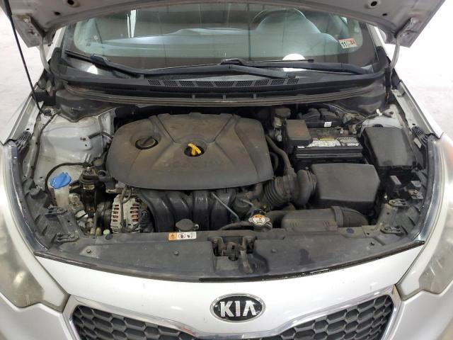 VIN KNAFX4A66F5350967 2015 KIA Forte, LX no.11