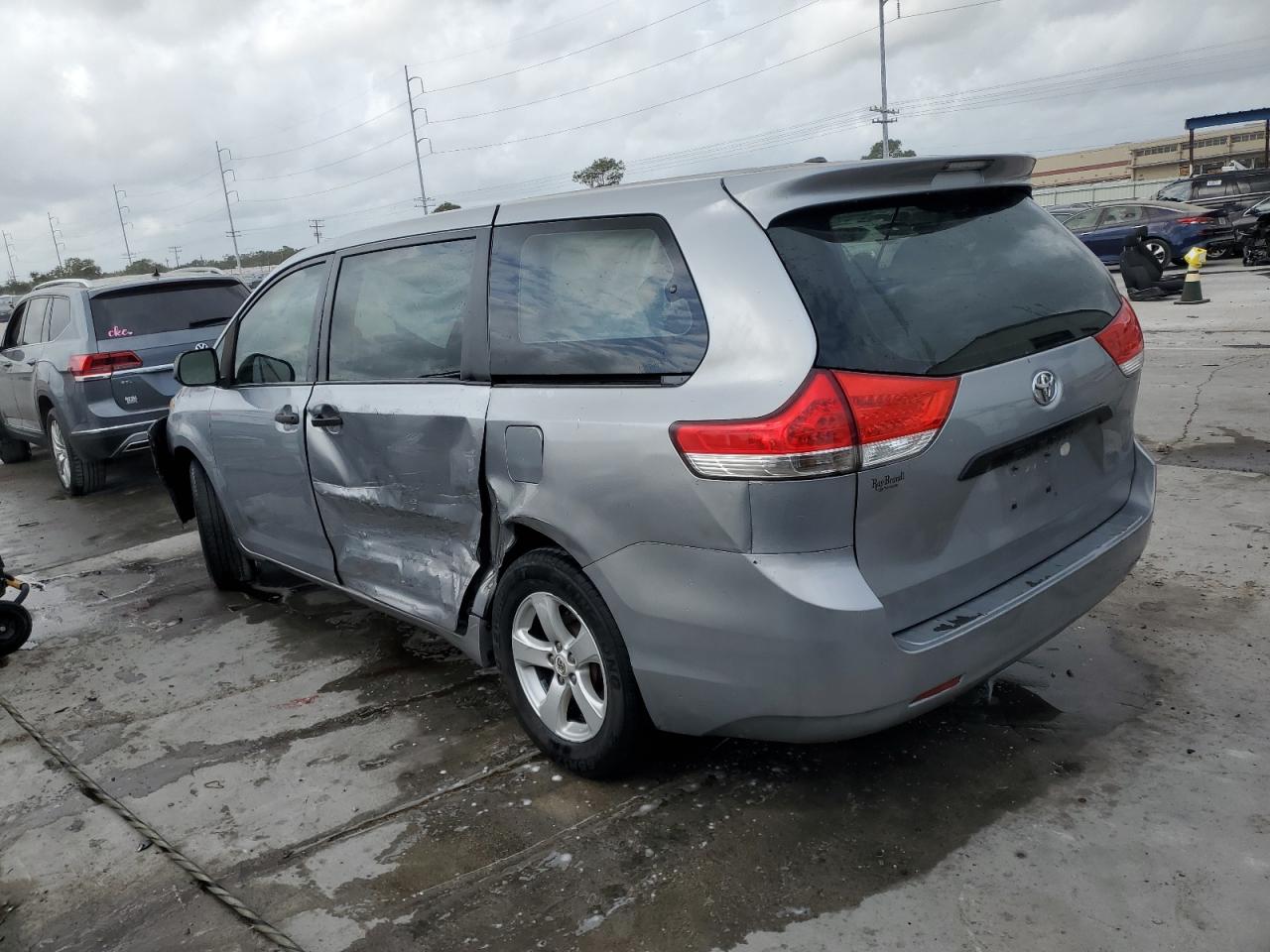 Lot #2962533833 2012 TOYOTA SIENNA BAS