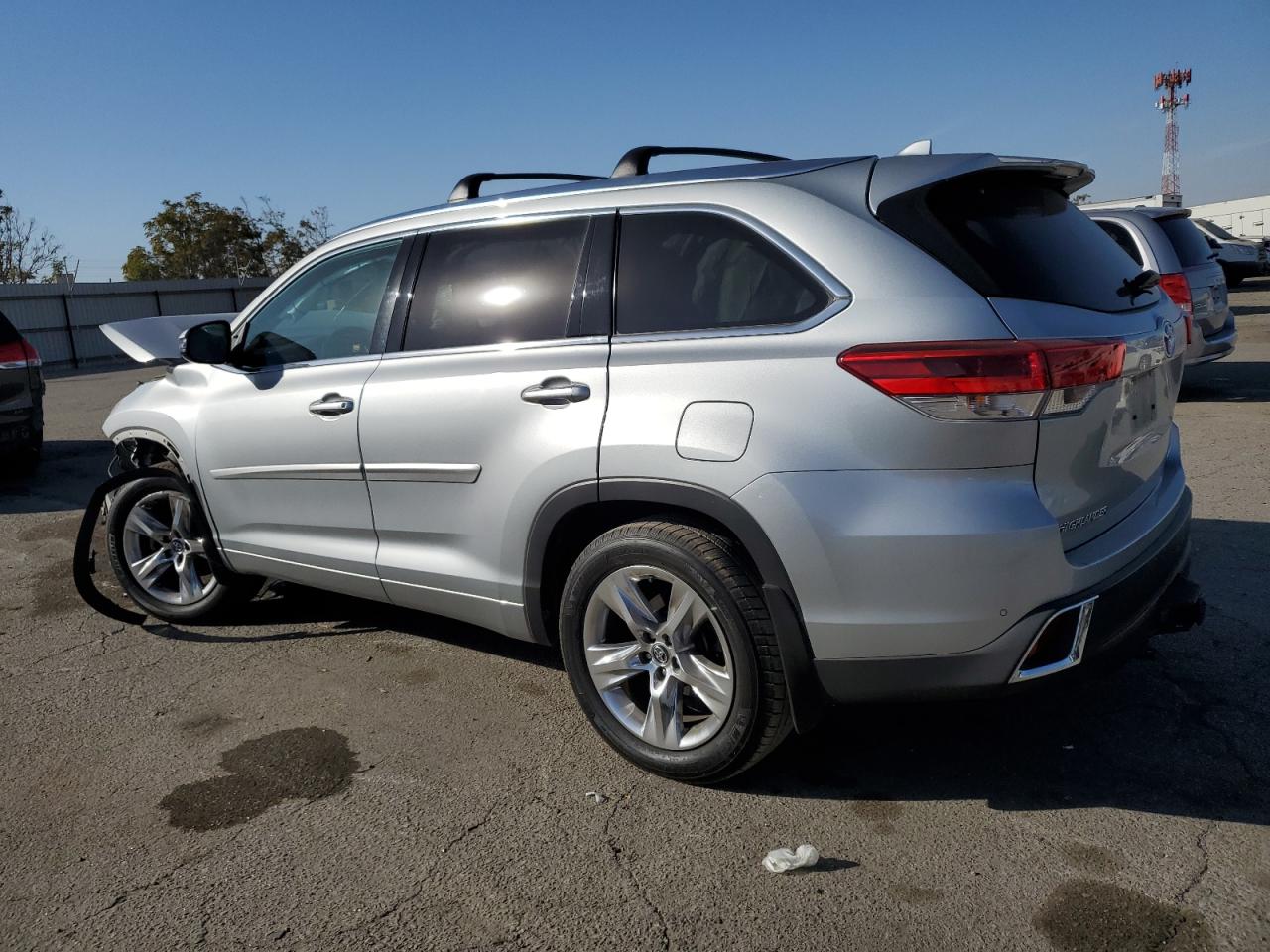 Lot #3026984806 2019 TOYOTA HIGHLANDER