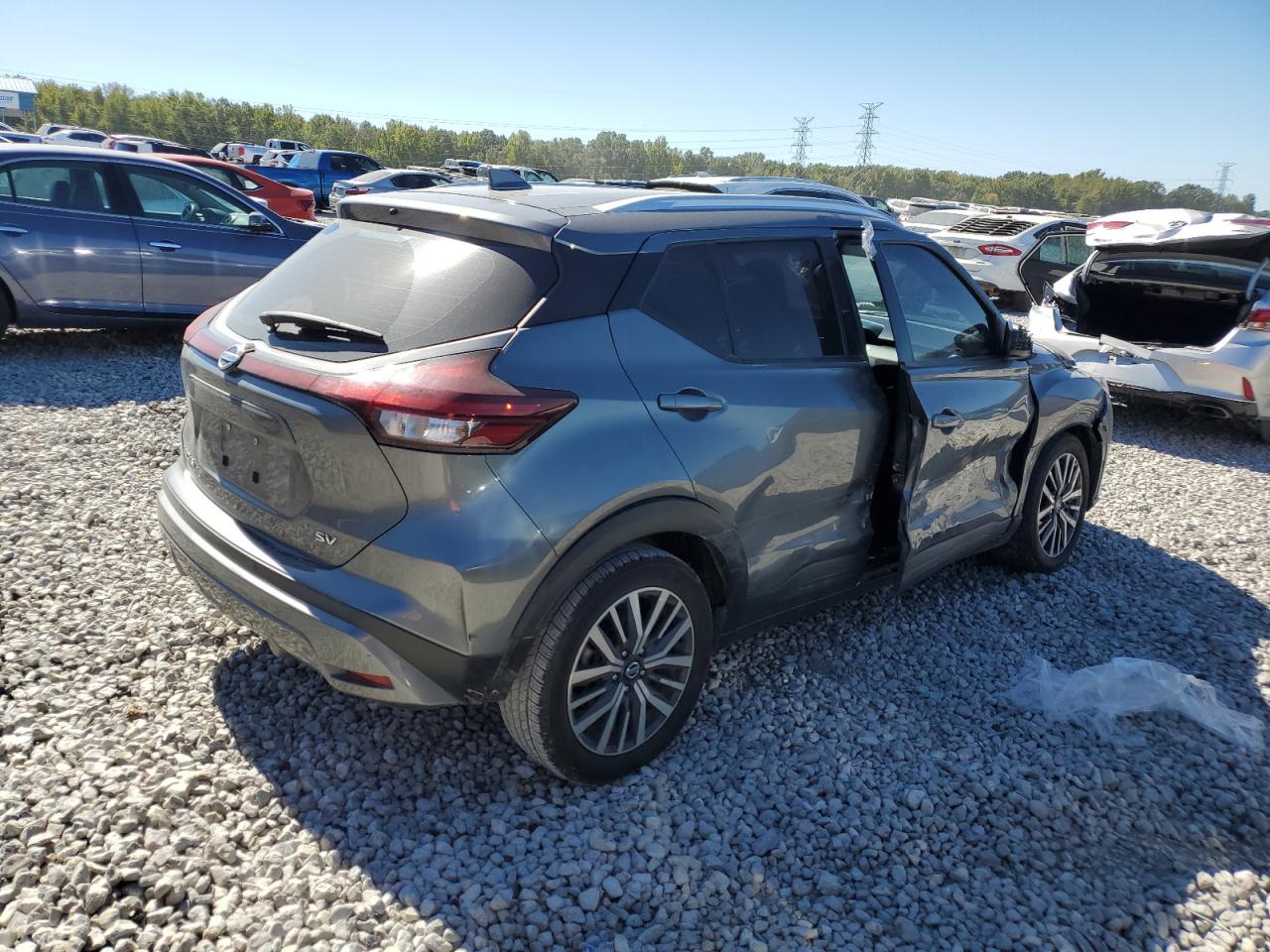 Lot #2928586772 2021 NISSAN KICKS SV