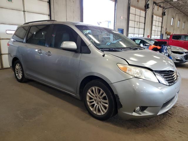 VIN 5TDYK3DCXDS298370 2013 Toyota Sienna, Xle no.4