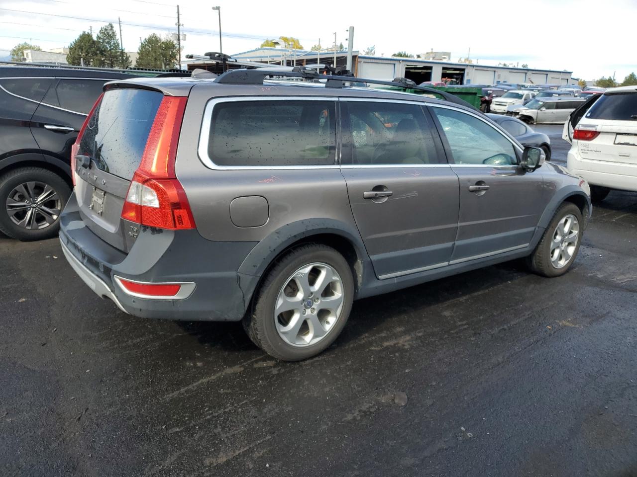 Lot #2924141143 2010 VOLVO XC70 T6