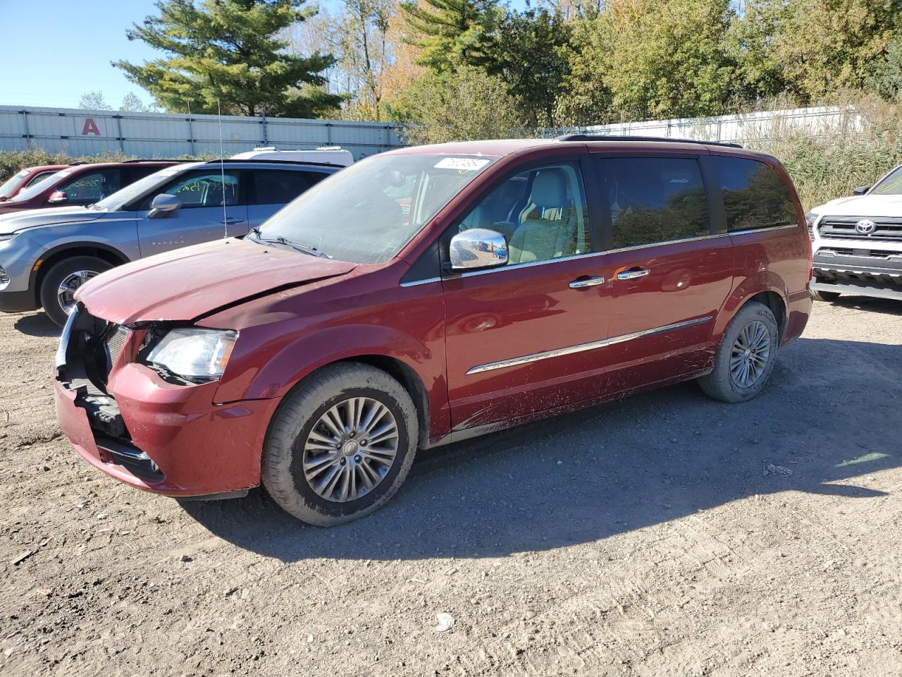 Chrysler Town and Country 2016 RT