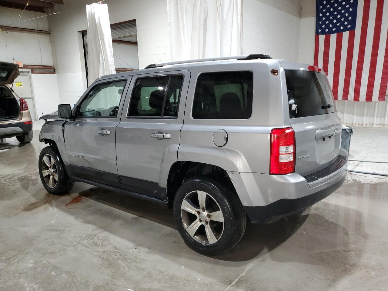 Lot #3030419468 2016 JEEP PATRIOT LA