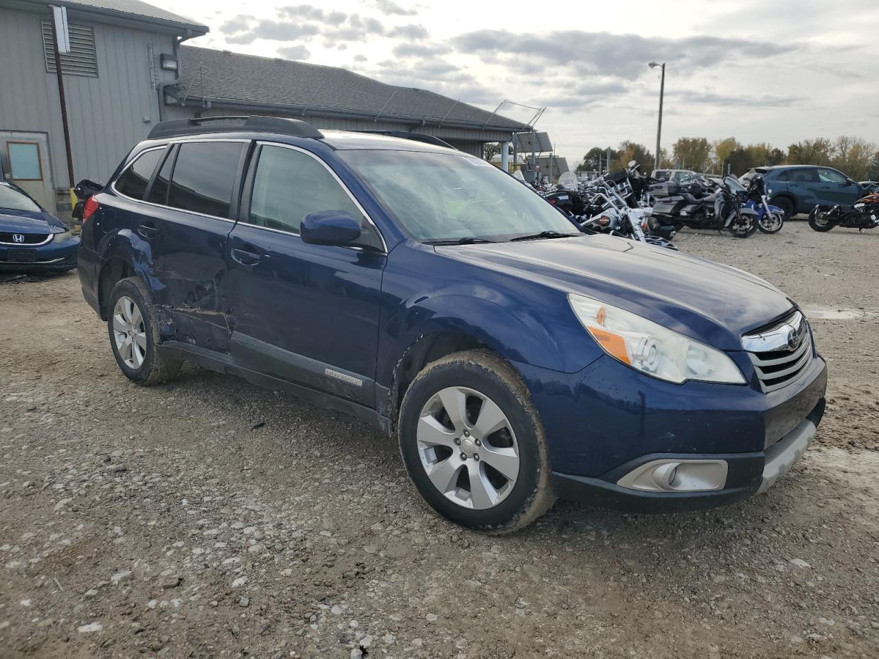 Lot #2960166096 2010 SUBARU OUTBACK 2.