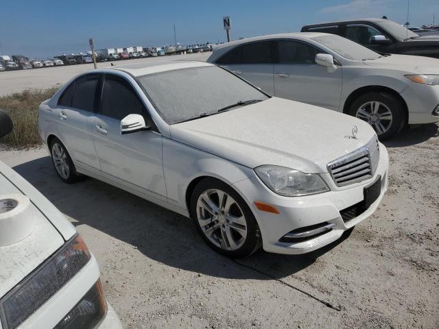 VIN WDDGF4HB4DR247474 2013 Mercedes-Benz C-Class, 250 no.4