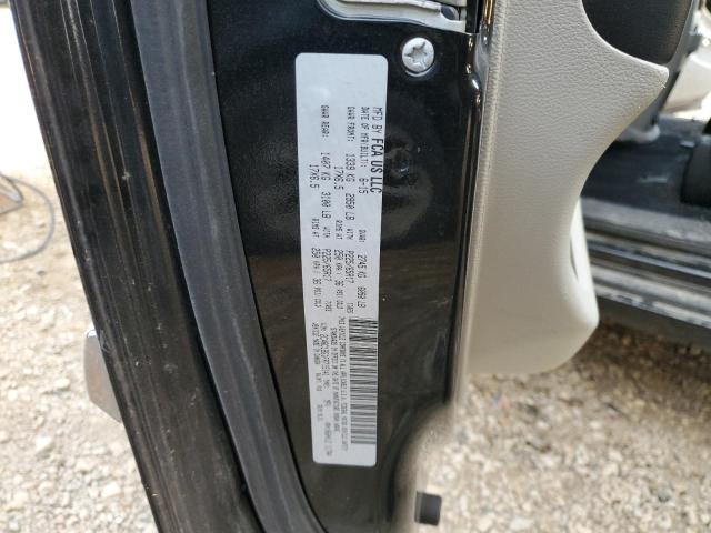 2015 CHRYSLER TOWN & COU - 2C4RC1BG1FR715141
