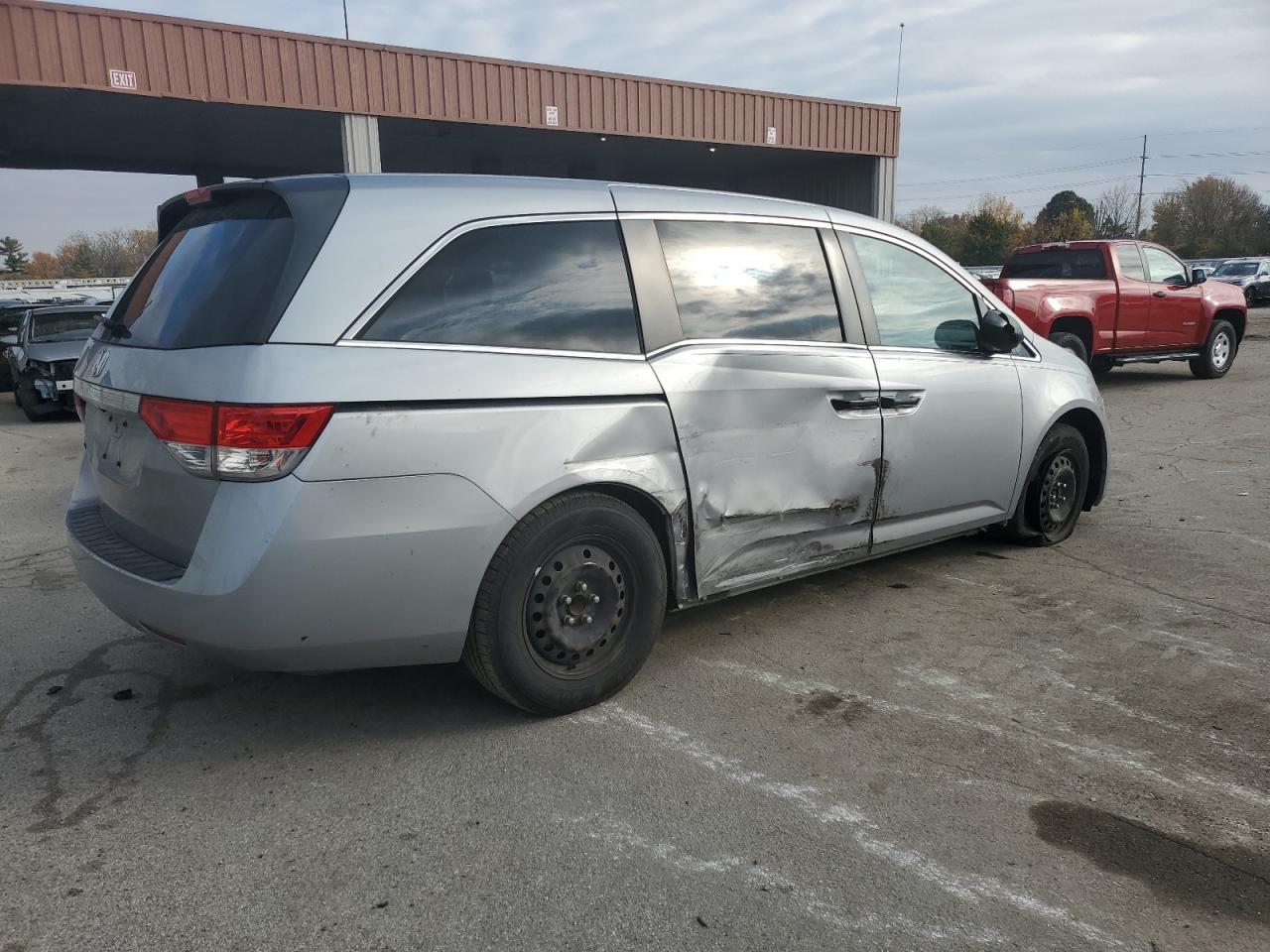 Lot #3020966842 2016 HONDA ODYSSEY LX