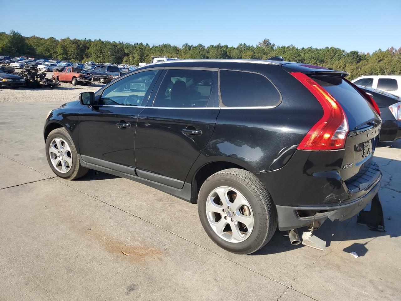 Lot #2952851842 2013 VOLVO XC60 3.2