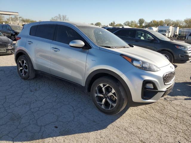 VIN KNDPMCAC3N7023493 2022 KIA SPORTAGE no.4