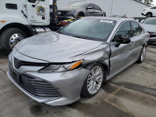 VIN 4T1B11HK8JU106266 2018 Toyota Camry, L no.1