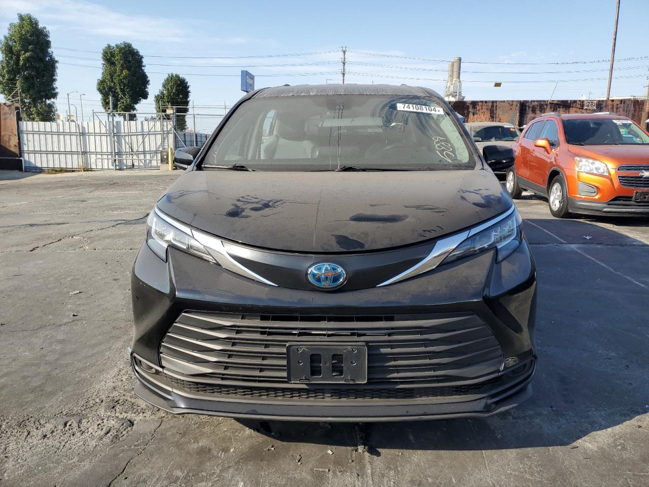 Lot #2976844759 2021 TOYOTA SIENNA LE