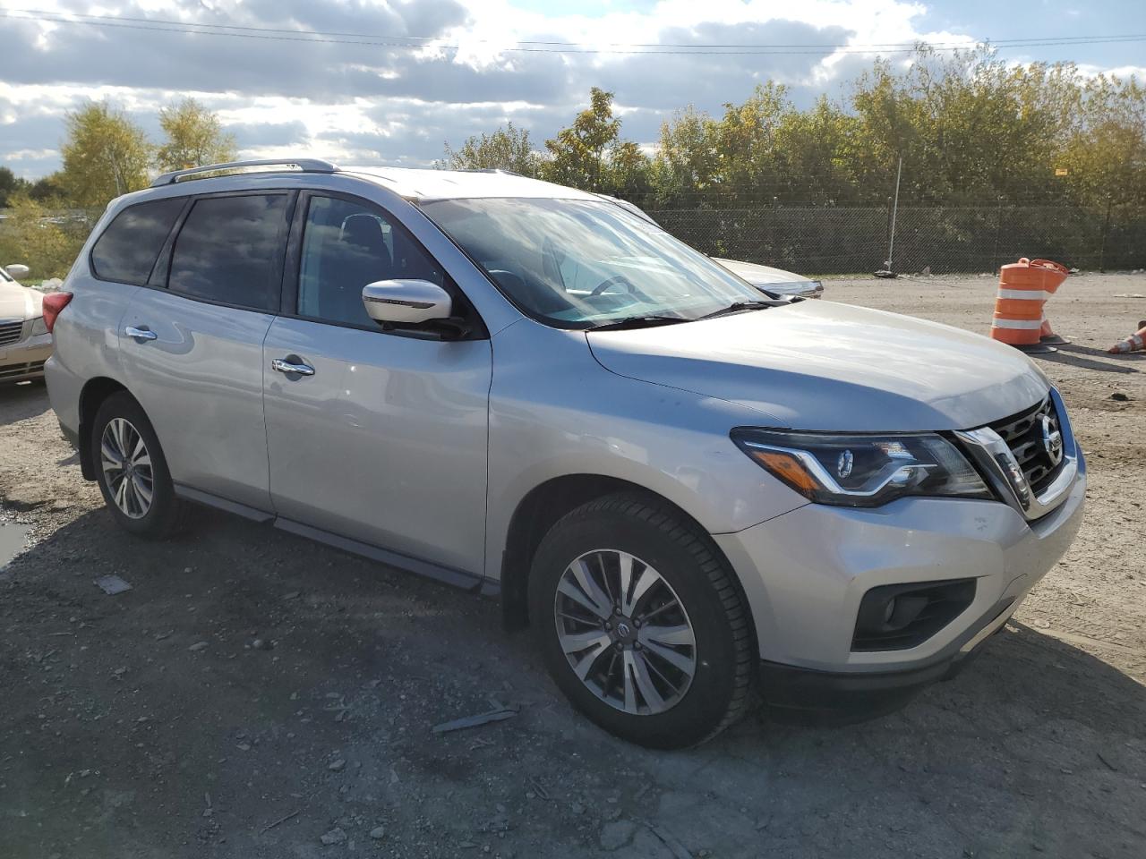 Lot #3004139890 2017 NISSAN PATHFINDER