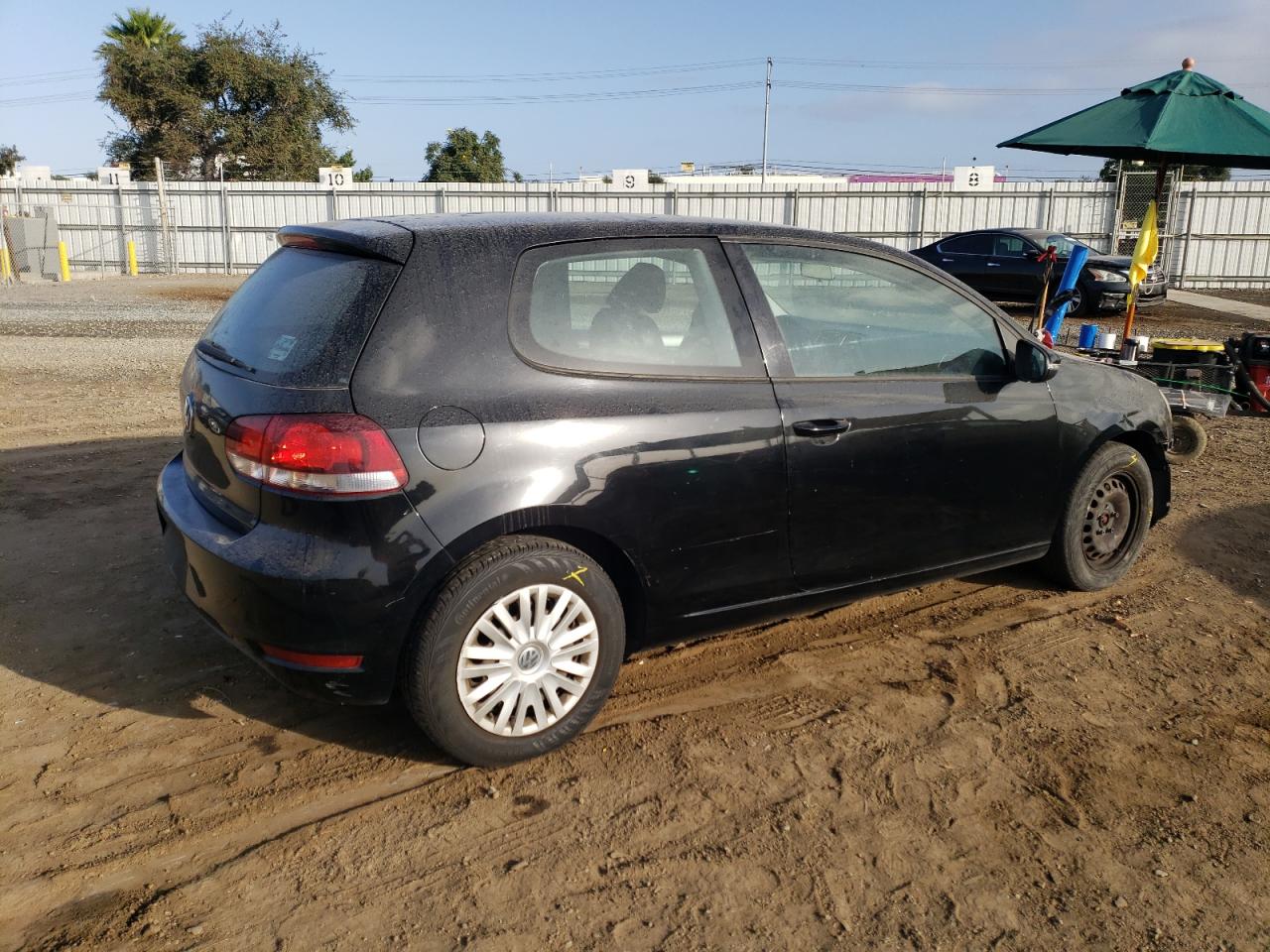 Lot #2945535101 2010 VOLKSWAGEN GOLF