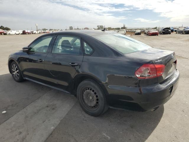 VIN 1VWAP7A33DC137369 2013 Volkswagen Passat, S no.2