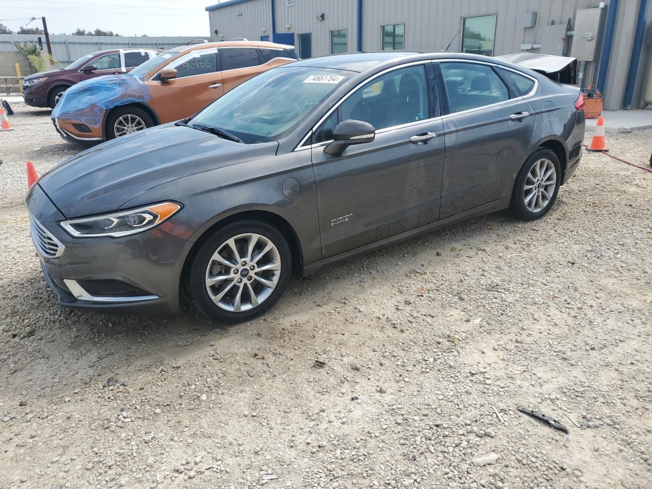  Salvage Ford Fusion