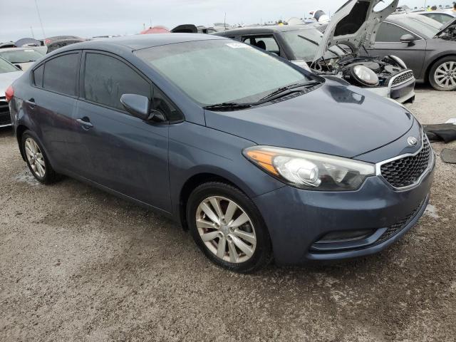 VIN KNAFX4A65E5062677 2014 KIA Forte, LX no.4